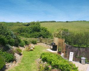 GARDEN VIEWS